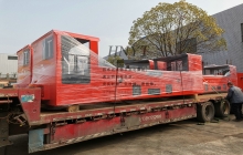 山東3臺(tái)改造完的8噸雙司機(jī)室防爆電機(jī)車整車發(fā)貨