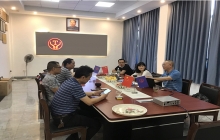 山東中南大學(xué)陽教授一行來廠考察，合作研發(fā)無人電機車
