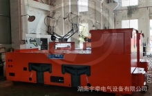 廣西一批14噸架線式湘潭電機(jī)車(chē)發(fā)往金礦
